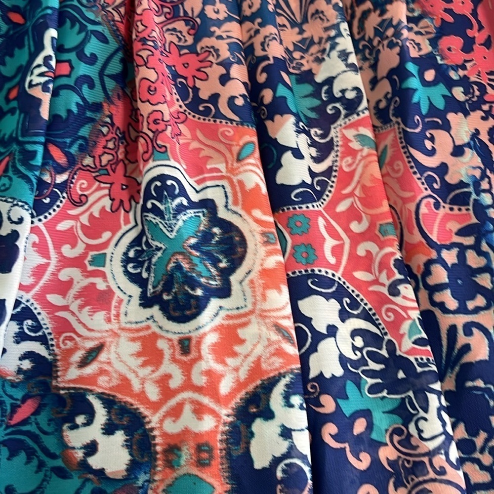 Multi colored patterned dress - Picture 3 of 6